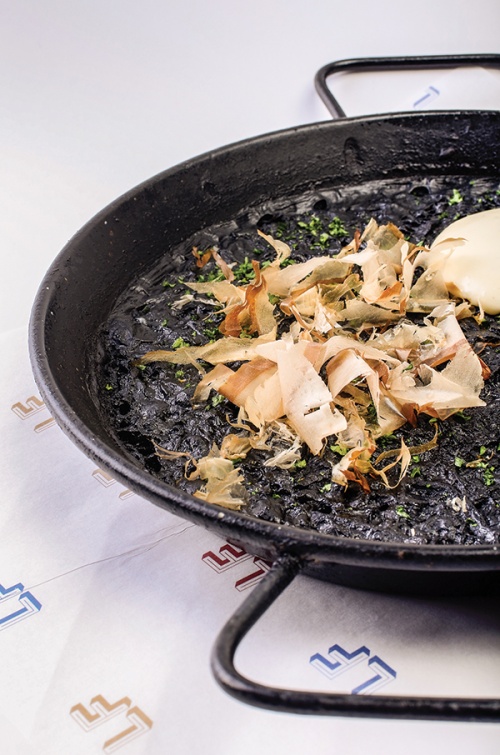 Paella Negra at Las Flores